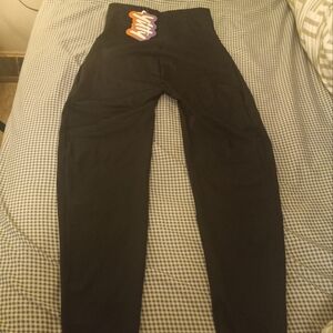 Small black yitty leggings